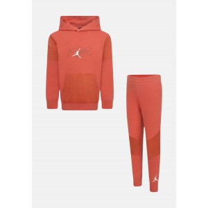 Jordan COMPLETO JORDAN .orange