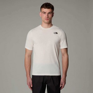 The North Face T SHIRT...